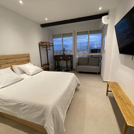Sky Views Studio In City Centre Alicante Luaran gambar