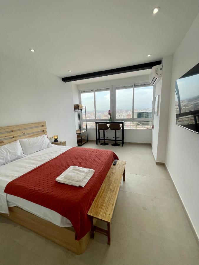 Sky Views Studio In City Centre Alicante Luaran gambar