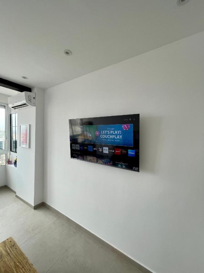 Sky Views Studio In City Centre Alicante Luaran gambar