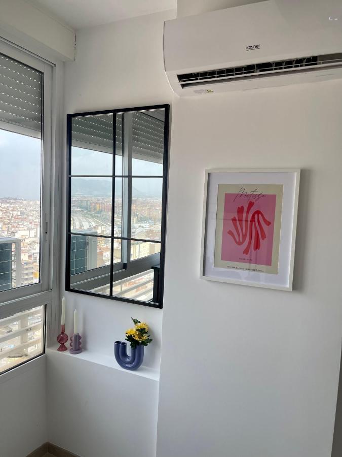 Sky Views Studio In City Centre Alicante Luaran gambar
