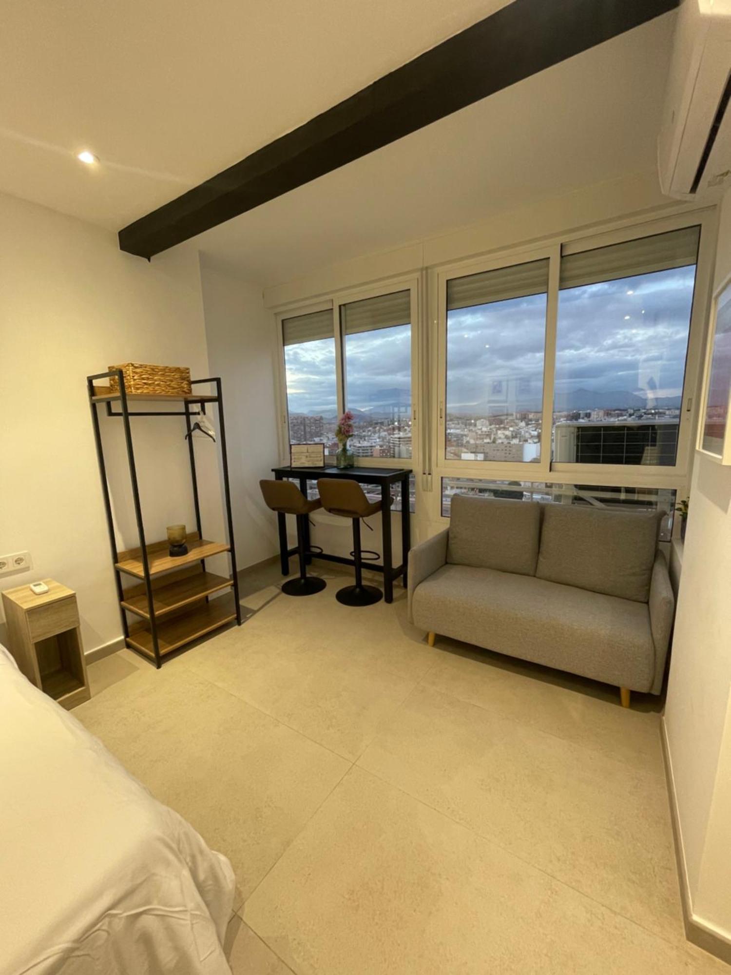 Sky Views Studio In City Centre Alicante Luaran gambar